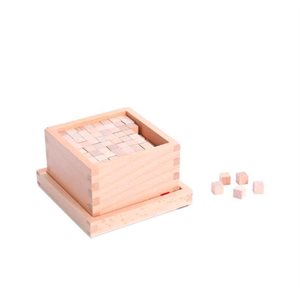 Box with Cubes for Pink Tower