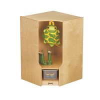 Jonti-Craft® Toddler Corner Coat Locker with Step - avec plateaux transparents