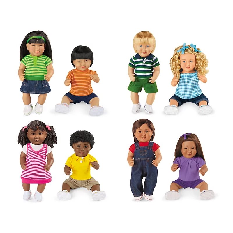 Ensemble de poupées scolaires Célébrer la diversité